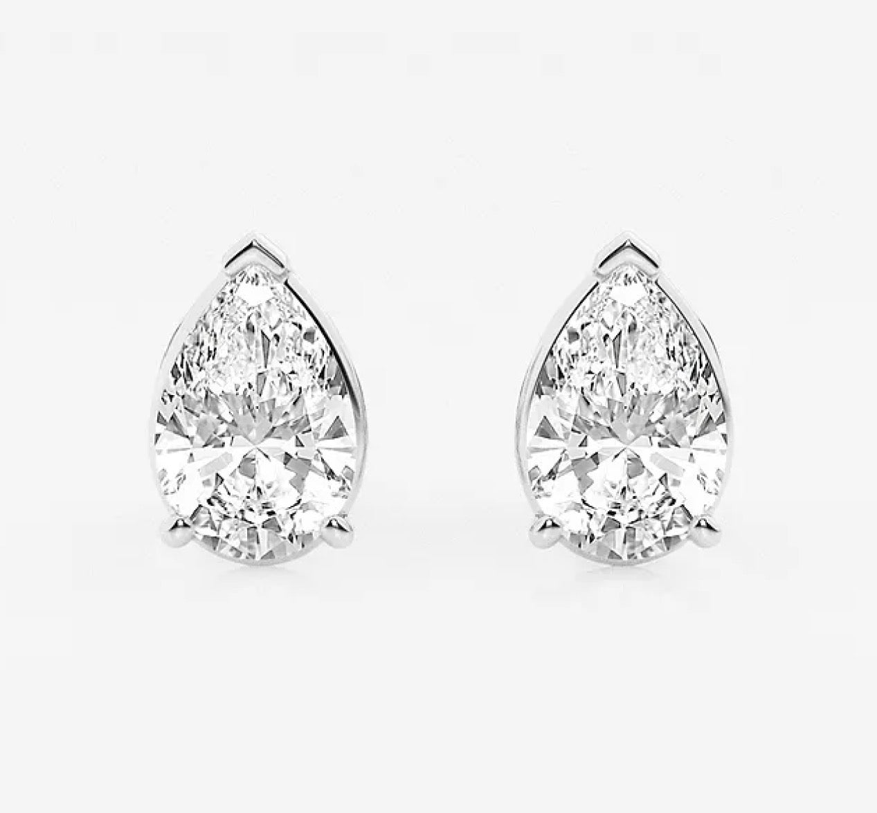 Heirloom Diamond Studs Earrings